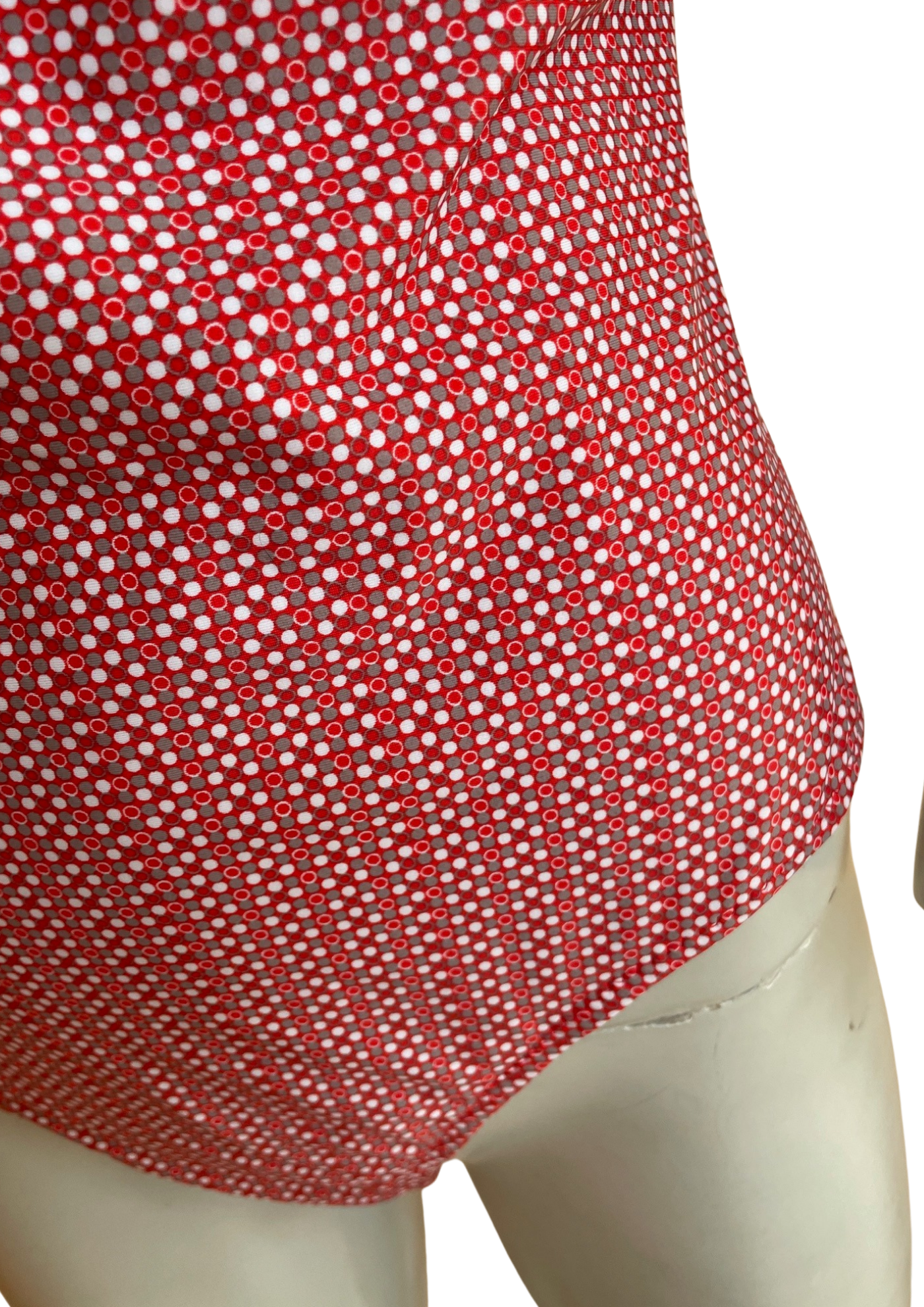 💥 Superbe maillot rouge à motifs Taille 46 💥