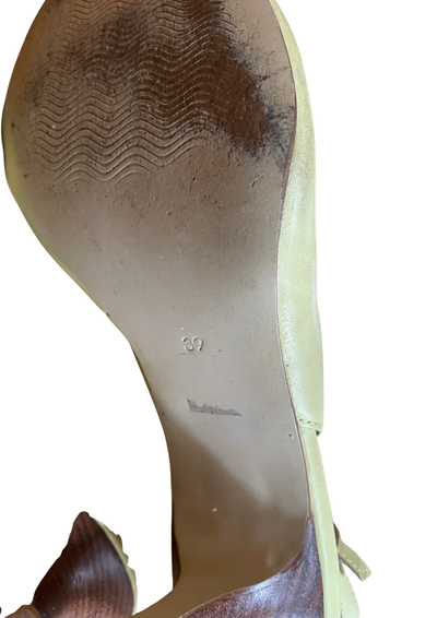 💛 Escarpins en cuir jaune pastel – Pointure 39 👠✨