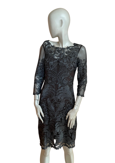 🤍 Robe Couture Argent Foncé – Dentelle Brodée Taille 36✨