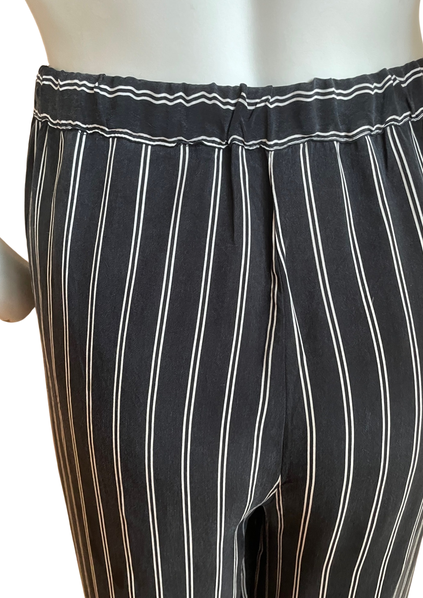 🌟 Pantalon rayé Taille 40 🌟