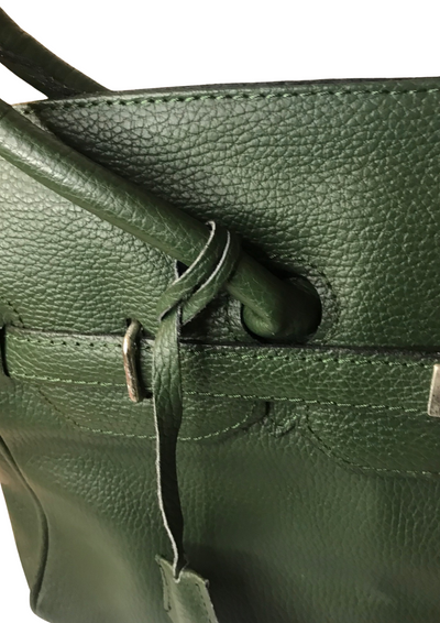 👜✨ Sac à main vert bouteille en cuir – Élégance intemporelle ✨👜