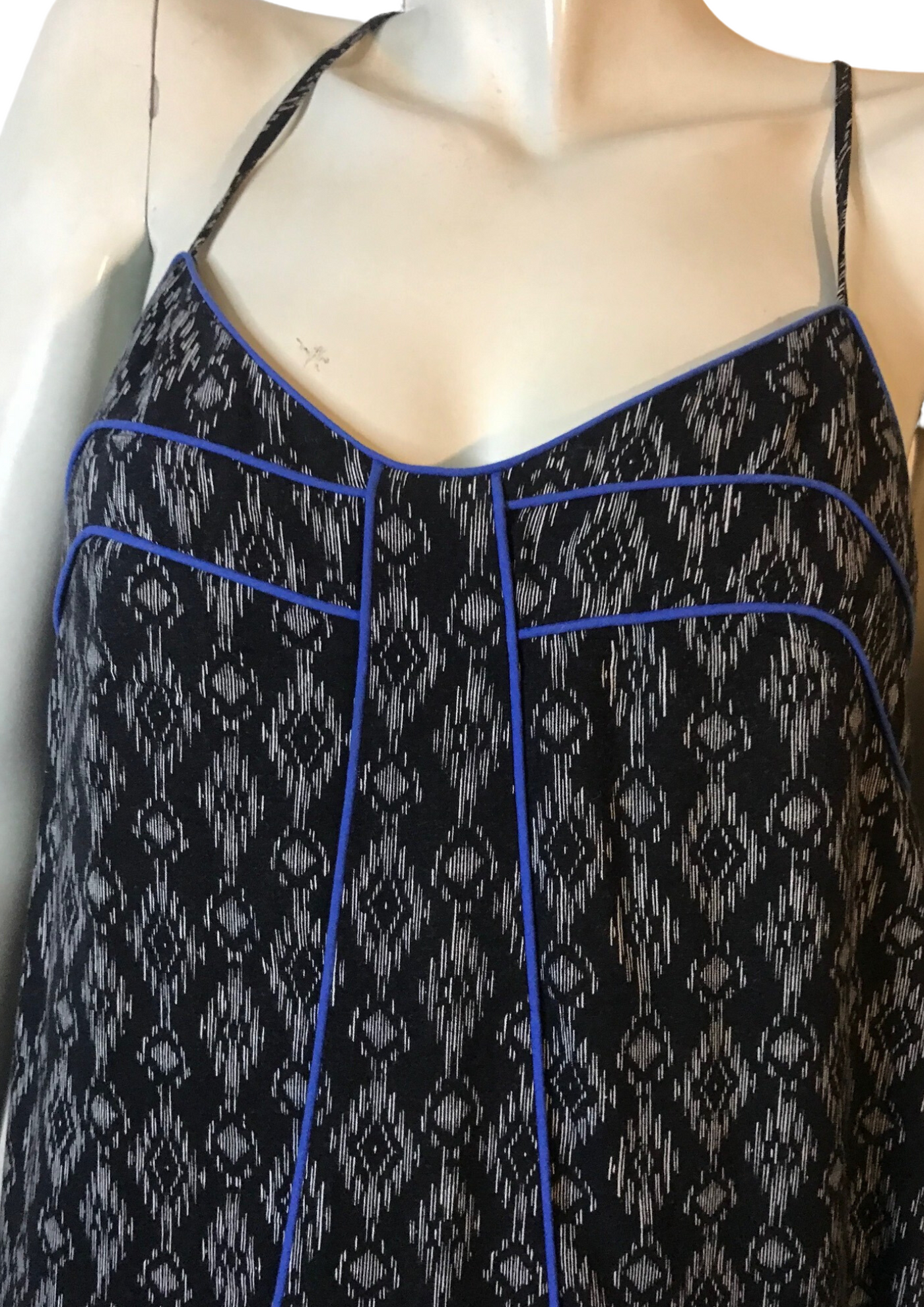 Robe dos-nu Taille 34