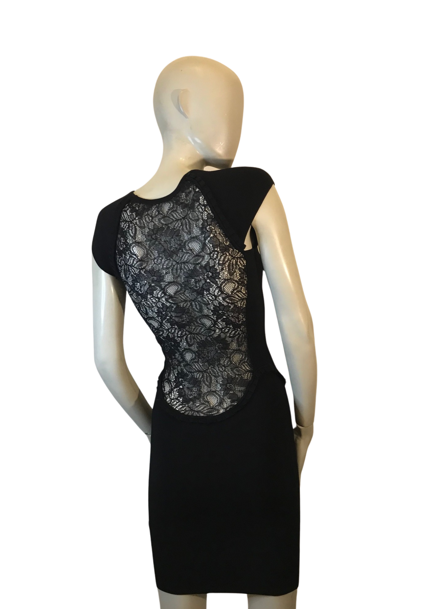 Robe dos en dentelle Taille 34