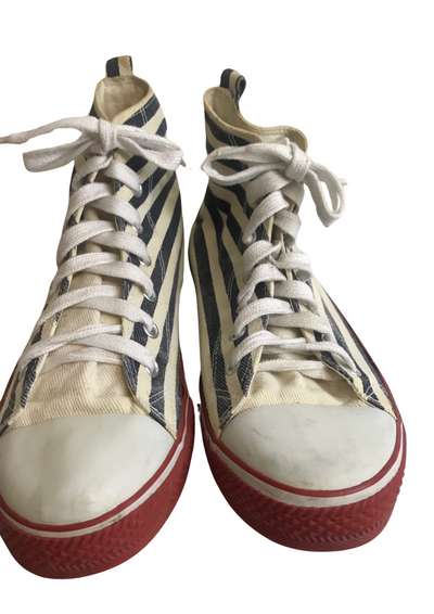 🟦👟 Baskets Rayées – Pointure 40 🟦⚪