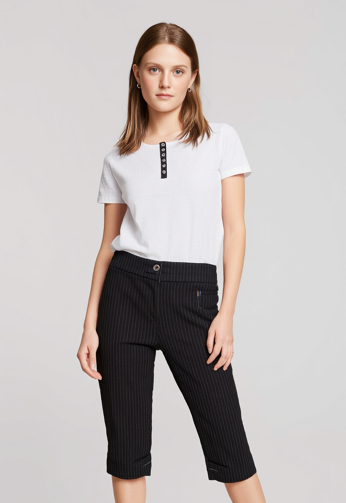 🌟 Pantacourt capri rayé Taille 38 🌟