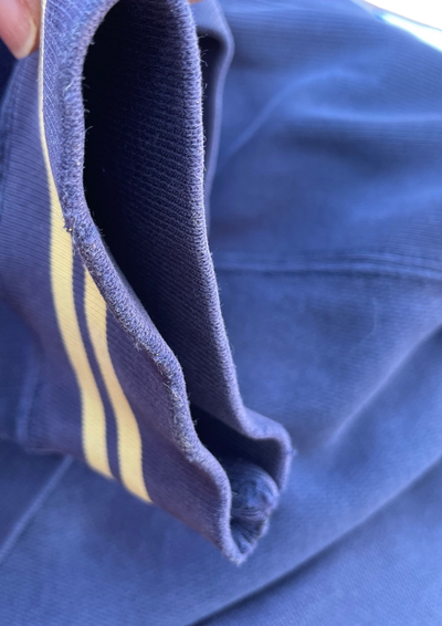 🎉 Sweat à capuche Taille M 🎉