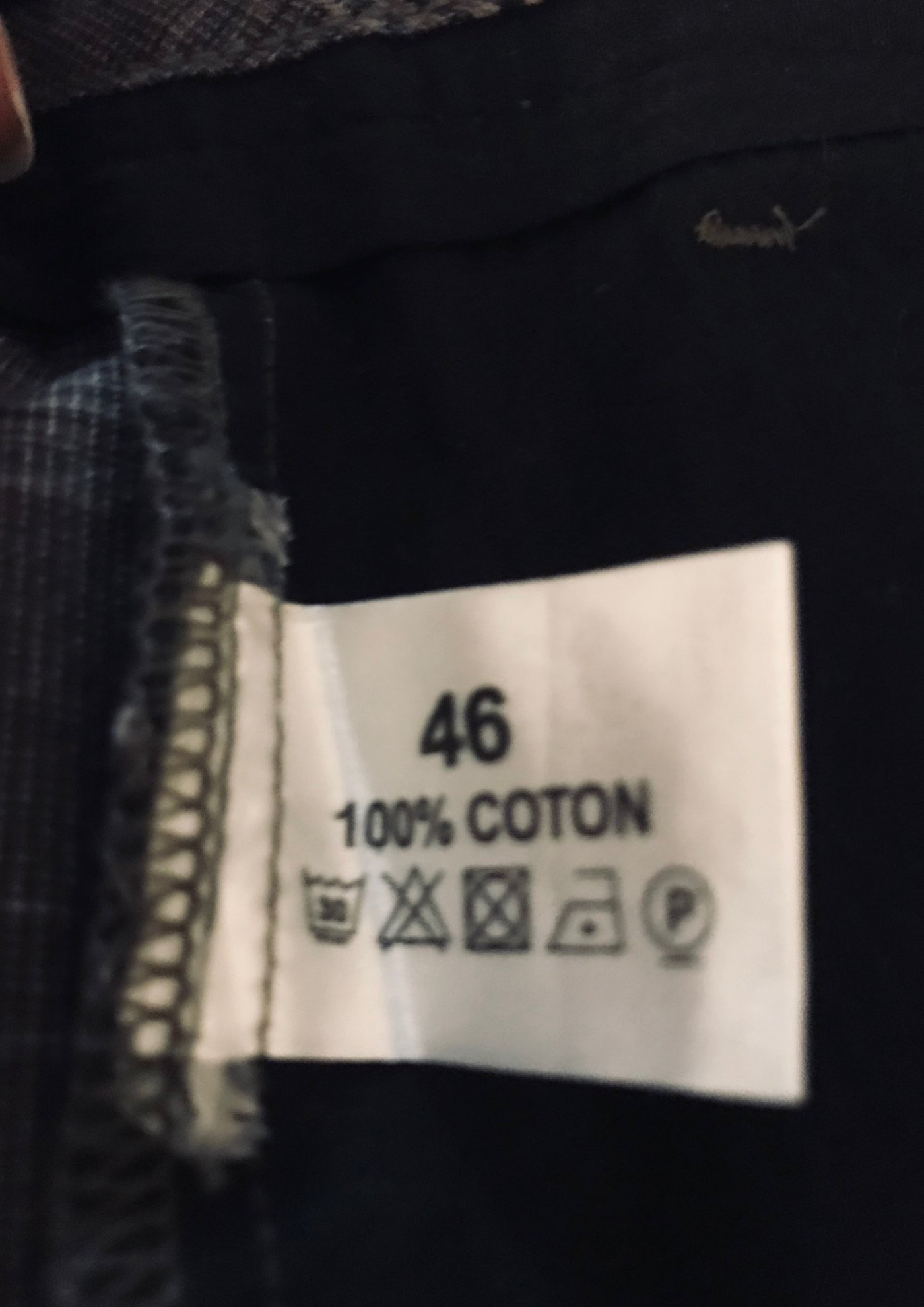 🖤 Pantalon à carreaux Taille 46 👔