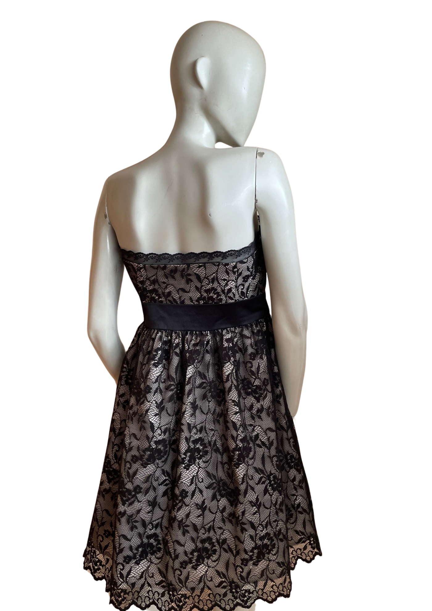 👗 Robe bustier en dentelle noire Taille 38 👗
