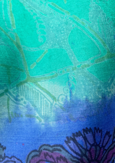 🌀 Superbe étole en soie multicolore 🌀