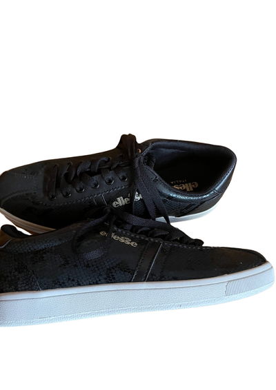 🔥 Baskets noires Pointure 38 🔥