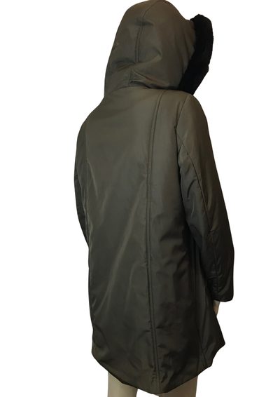 🧥 Parka kaki 🌿 – Élégance & chaleur Taille 36