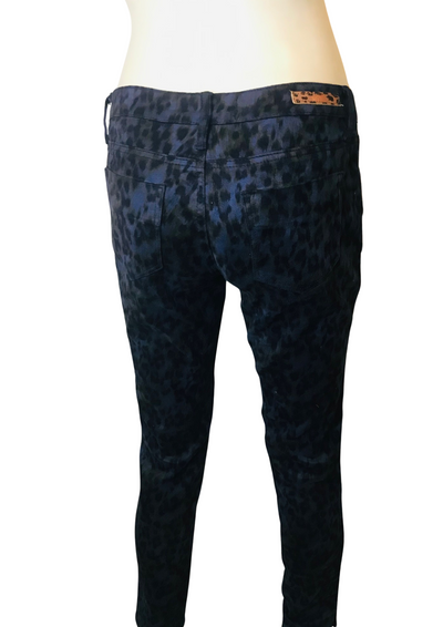 🖤 Jeans motif léopard Taille 38 🖤
