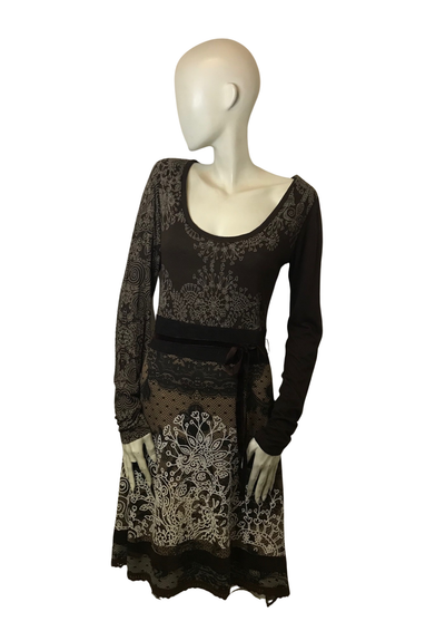 🌸 Robe élégante à motifs Taille 38 🌸
