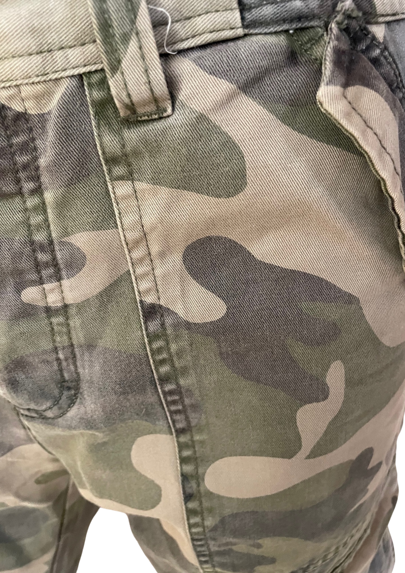 🌟 Pantalon cargo camouflage Taille 38 🌟