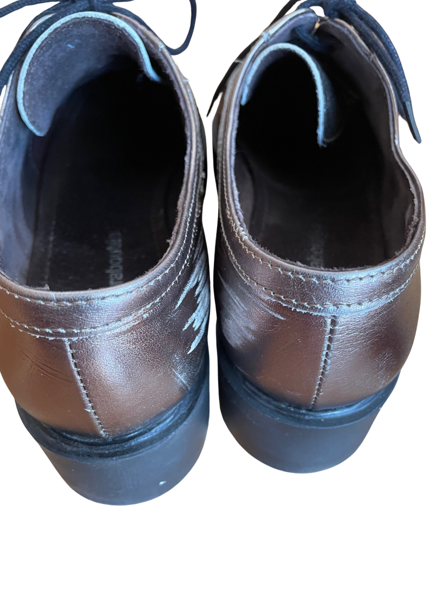 👜 Chaussures en cuir argenté Pointure 40 👜