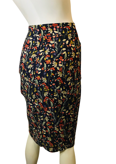 🌸 Jupe-short  à Fleurs  Taille 34 🌿✨