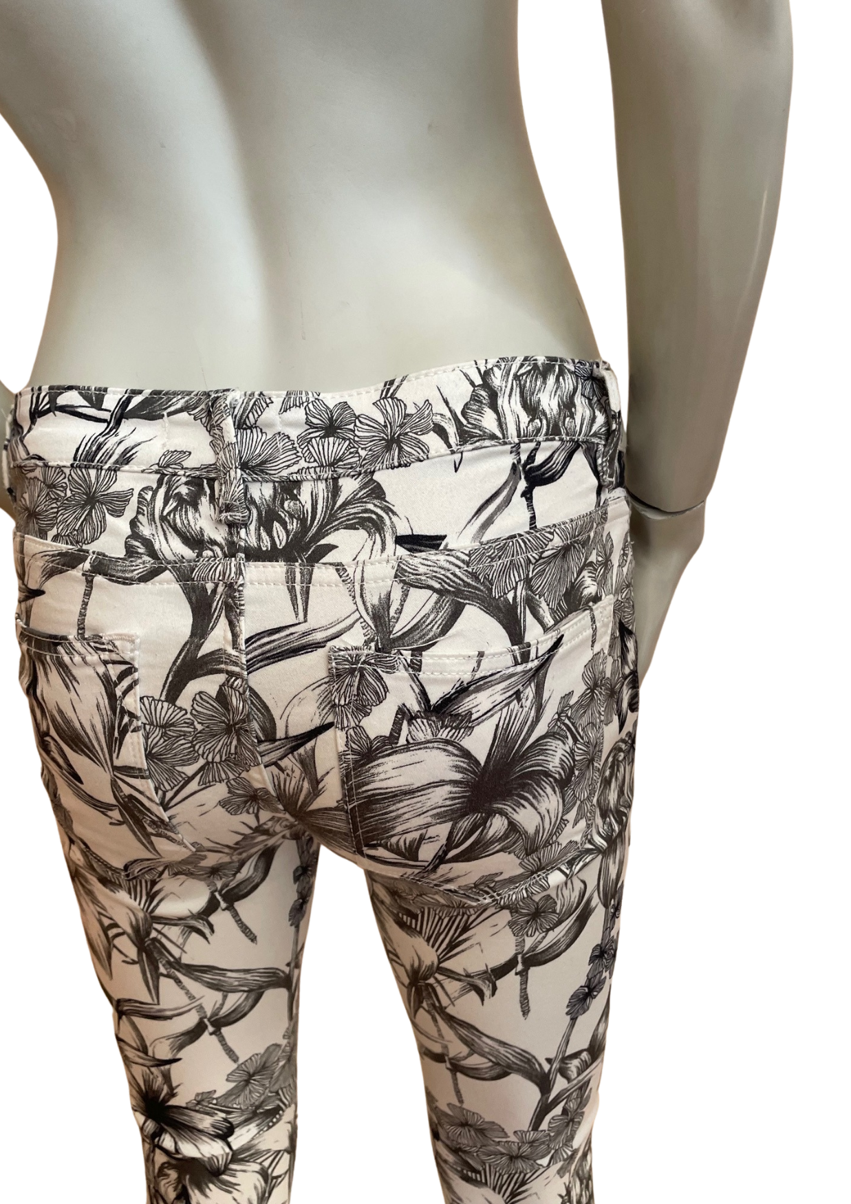 🌺 Pantalon fleuri Taille 36 🌺