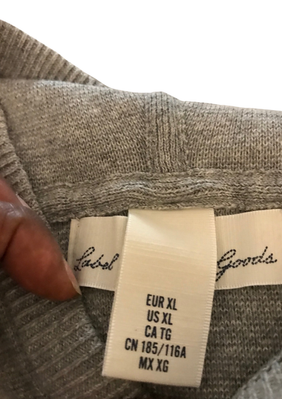 🌀 Sweat à capuche Taille XL  🌀
