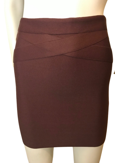 🔥 Jupe moulante bordeaux à détails croisés – Taille XS