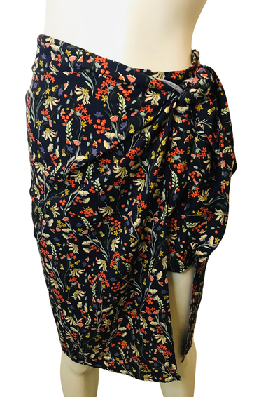 🌸 Jupe-short  à Fleurs  Taille 34 🌿✨