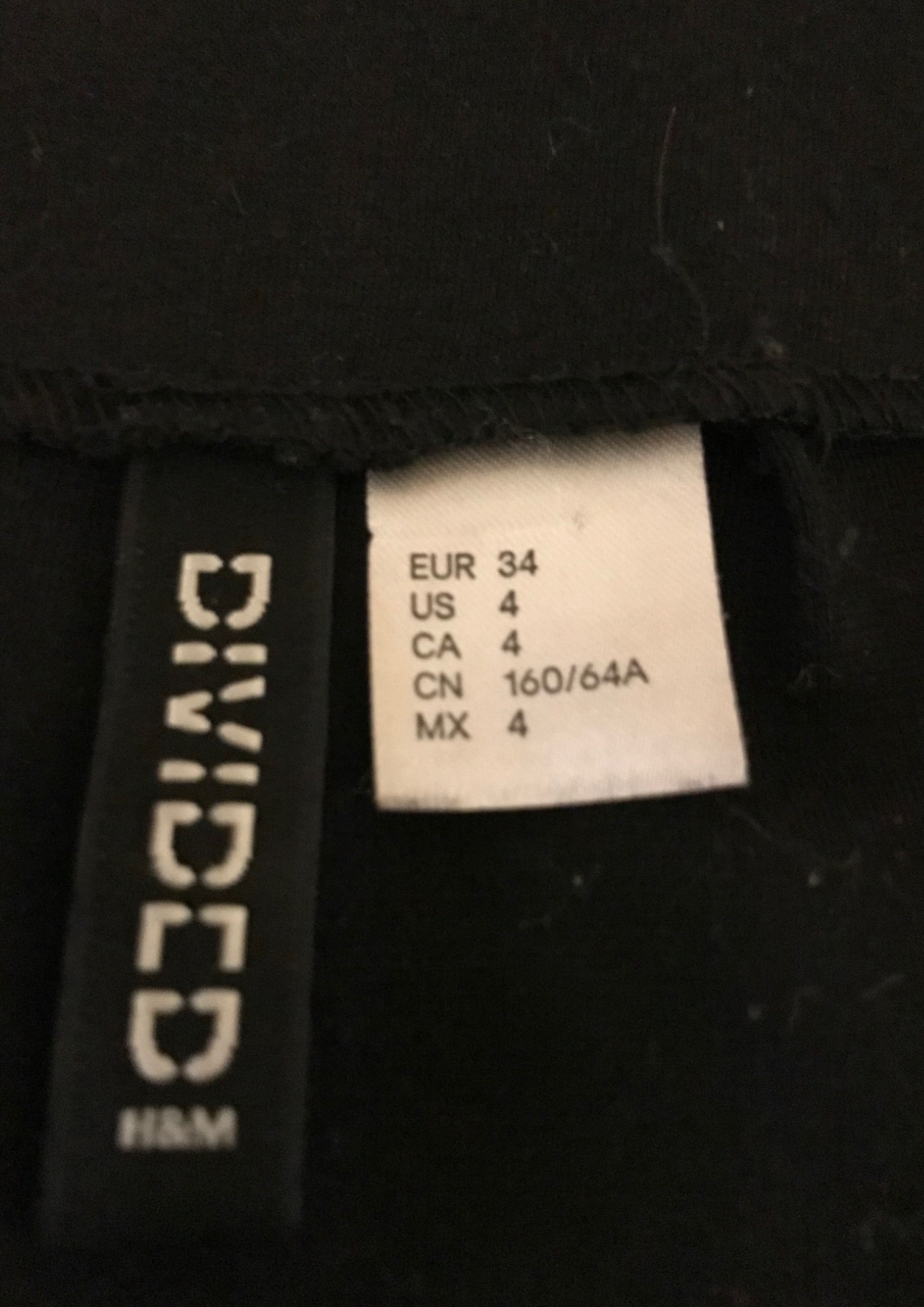 Jupe en cuir vegan embossé Taille 34