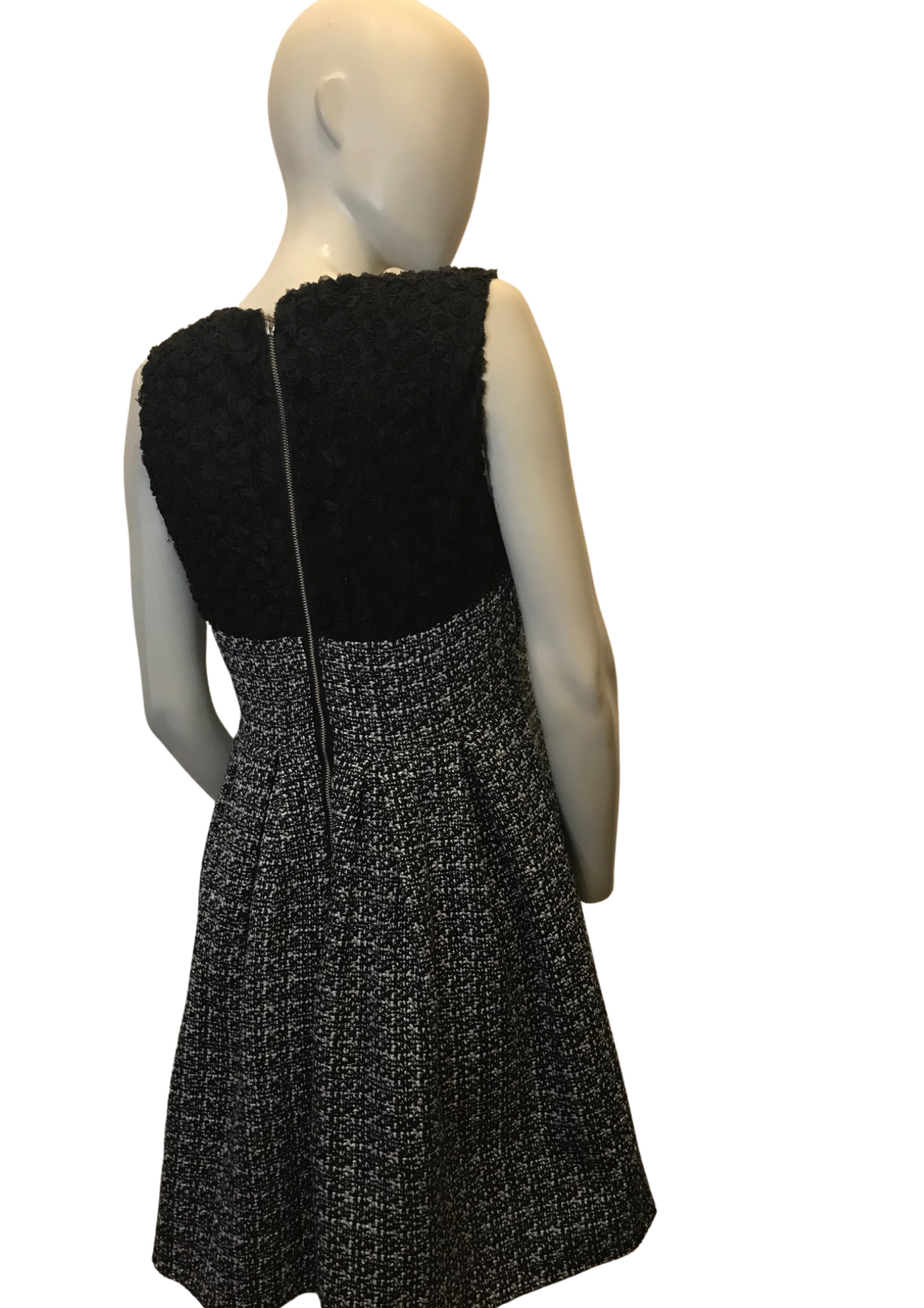 Robe en tweed taille 36