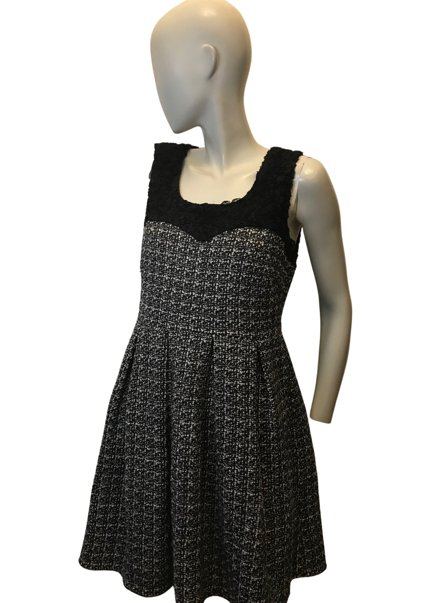 Robe en tweed taille 36