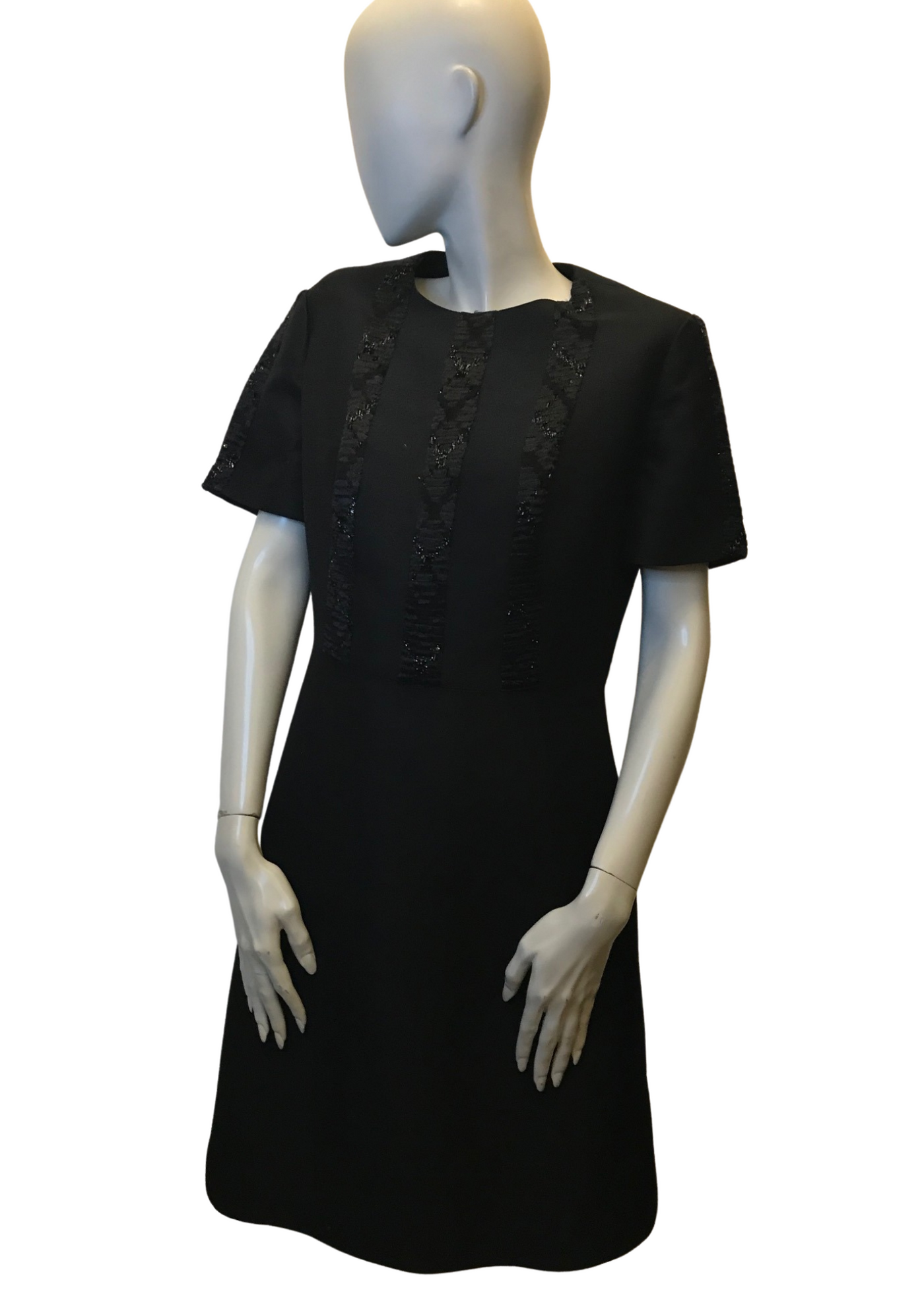 Robe courte pailletée Taille 42