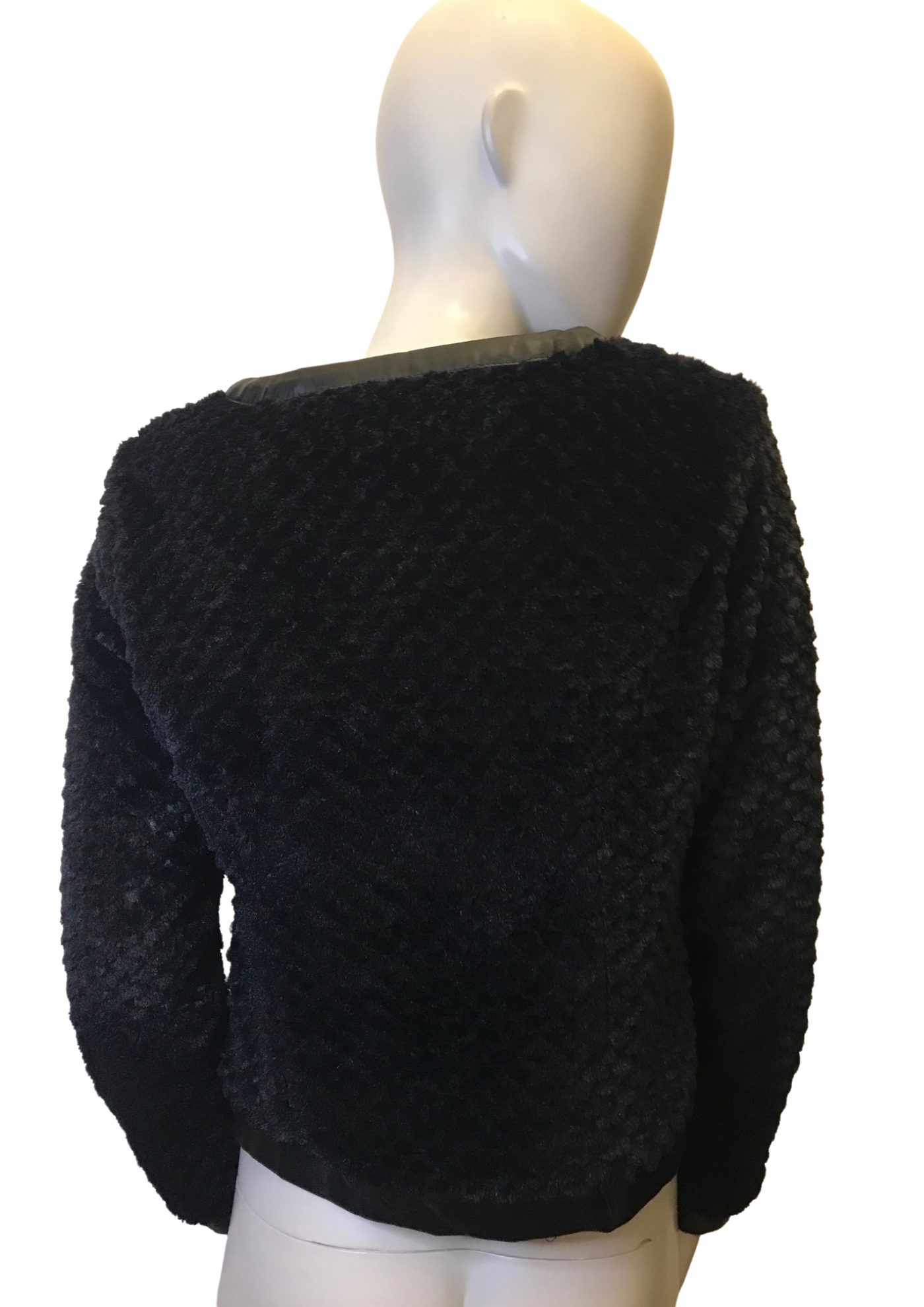 Blouson en fausse fourrure Taille 40