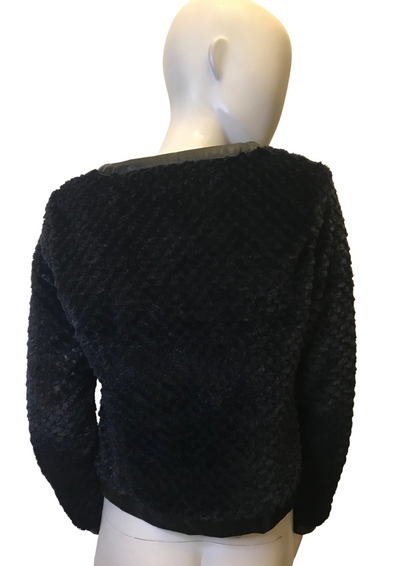 Blouson en fausse fourrure Taille 40