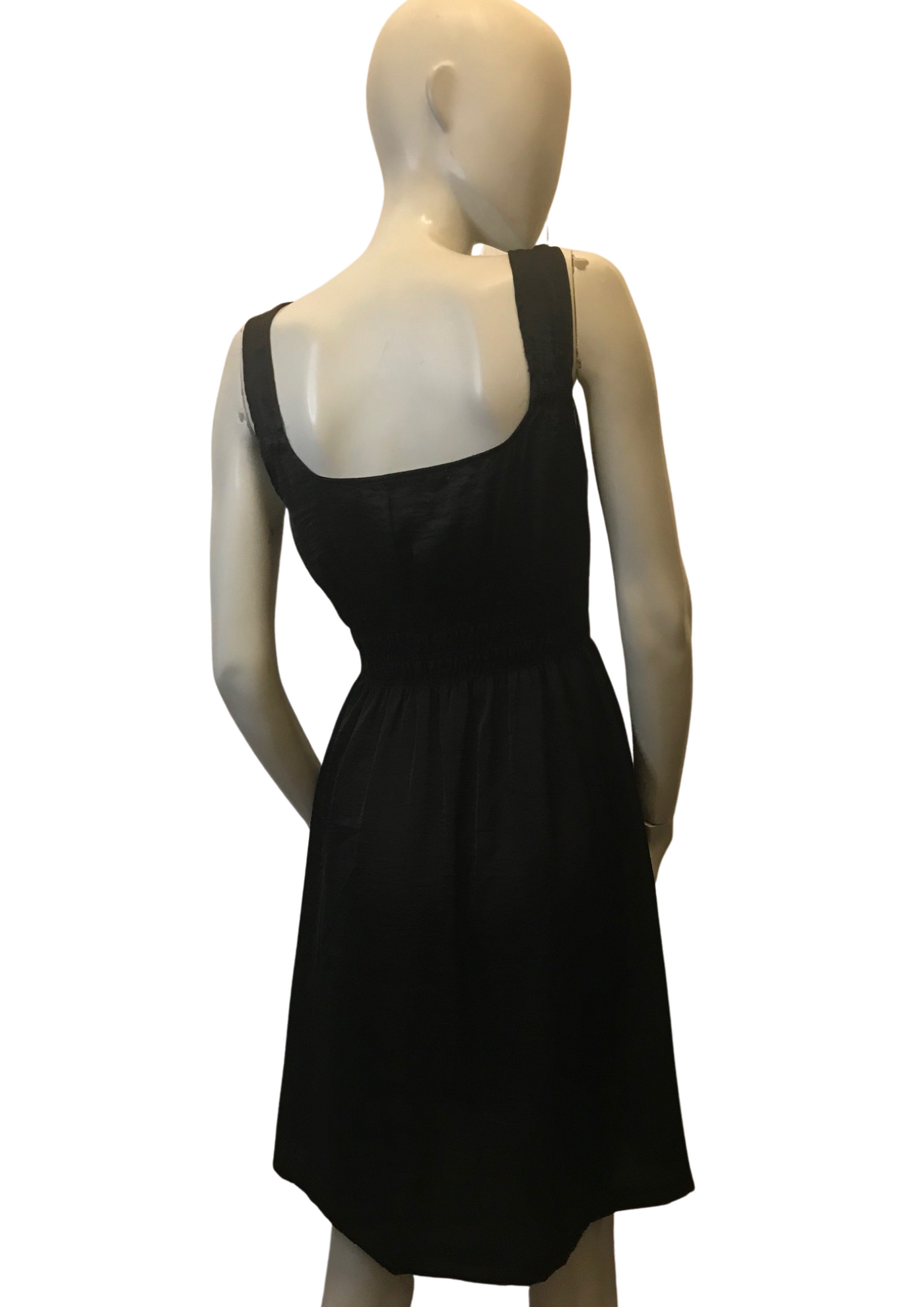 Robe décolletée dans le dos Taille 36