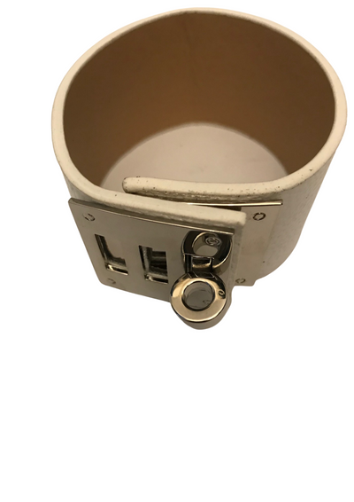 Bracelet blanc en cuir (neuf)