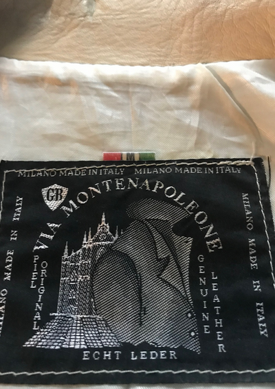 Veste en cuir blanc cassé Taille 38