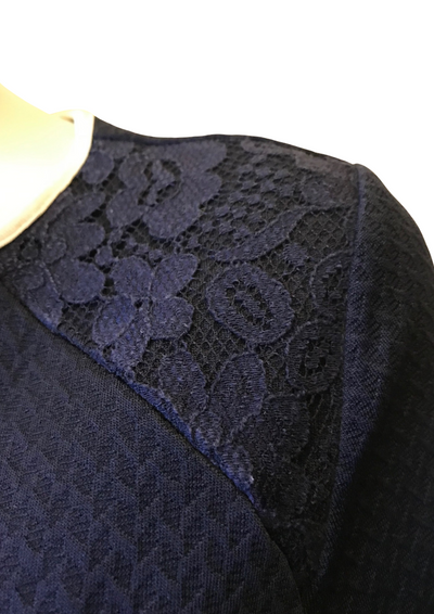 Robe empiècement dentelle Taille 38