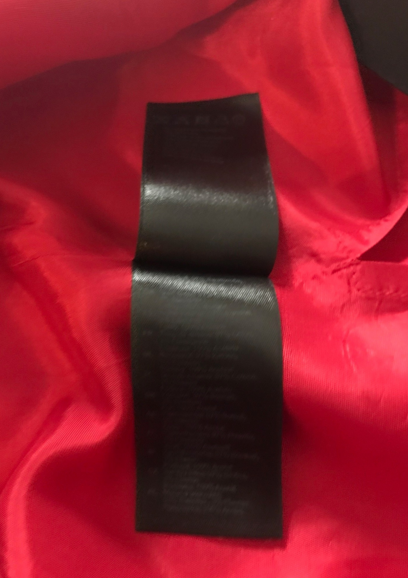 Jupe rouge à plis creux Taille 40