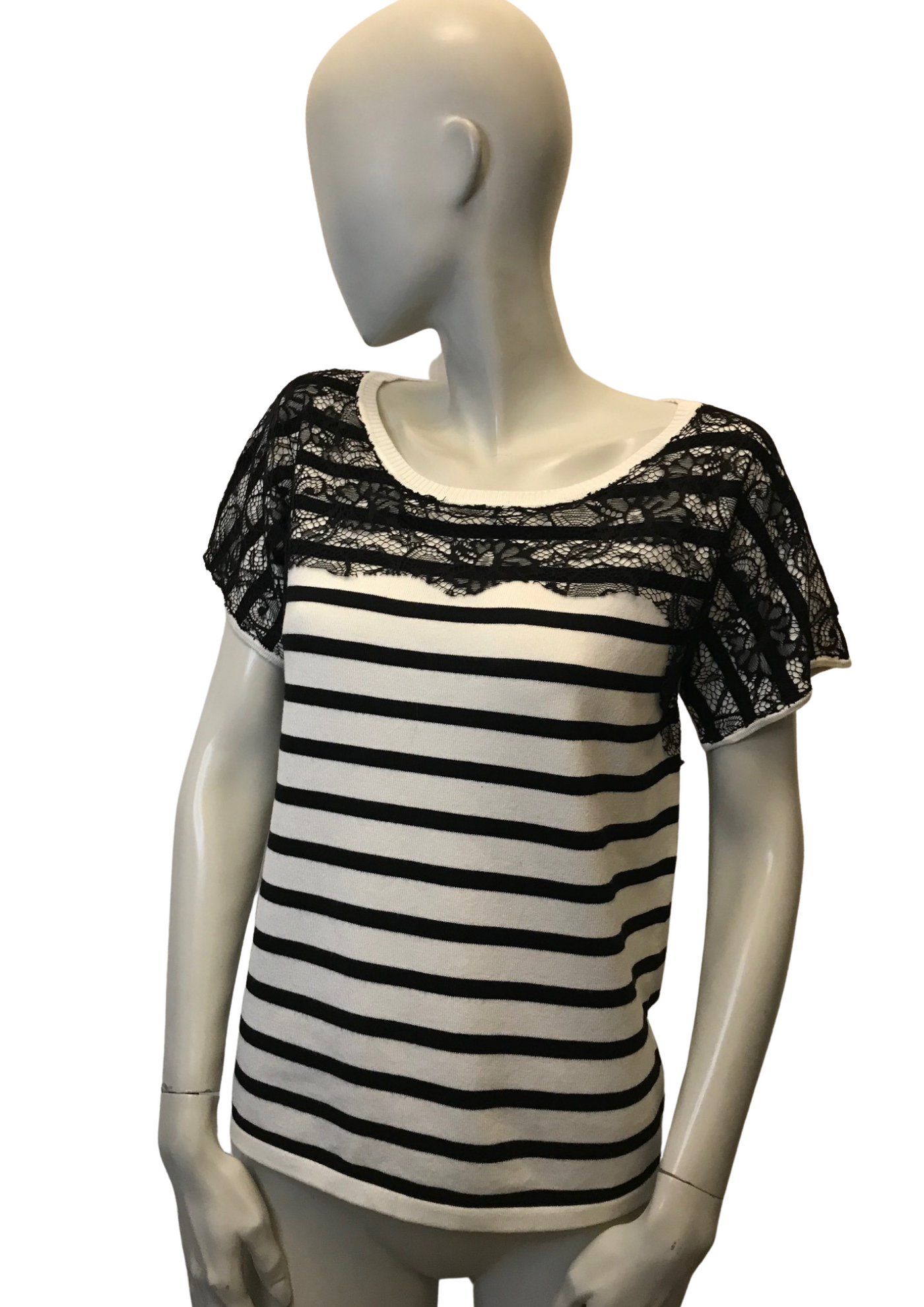 Top marinière empiècement dentelle Taille 40
