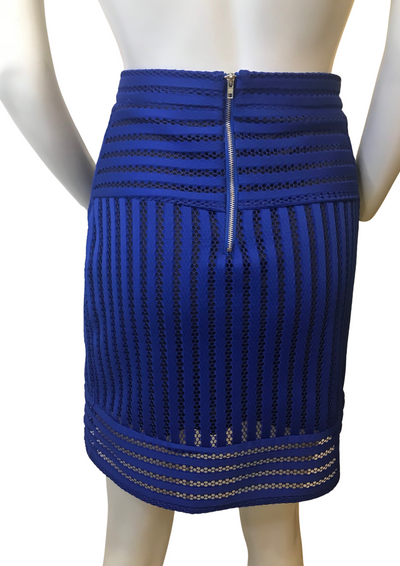 Jupe en guipure bleu dur Taille 38 (neuve)