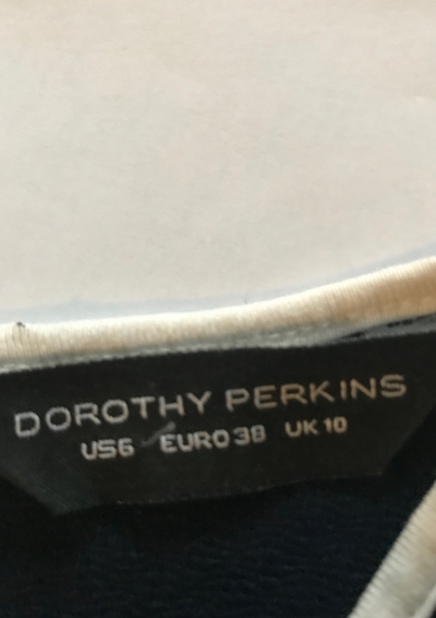 Robe empiècement dentelle Taille 38