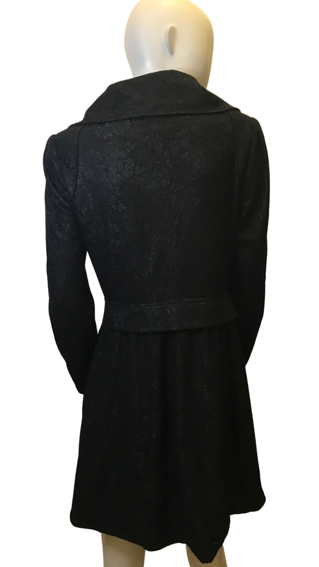 Manteau en dentelle Taille 38