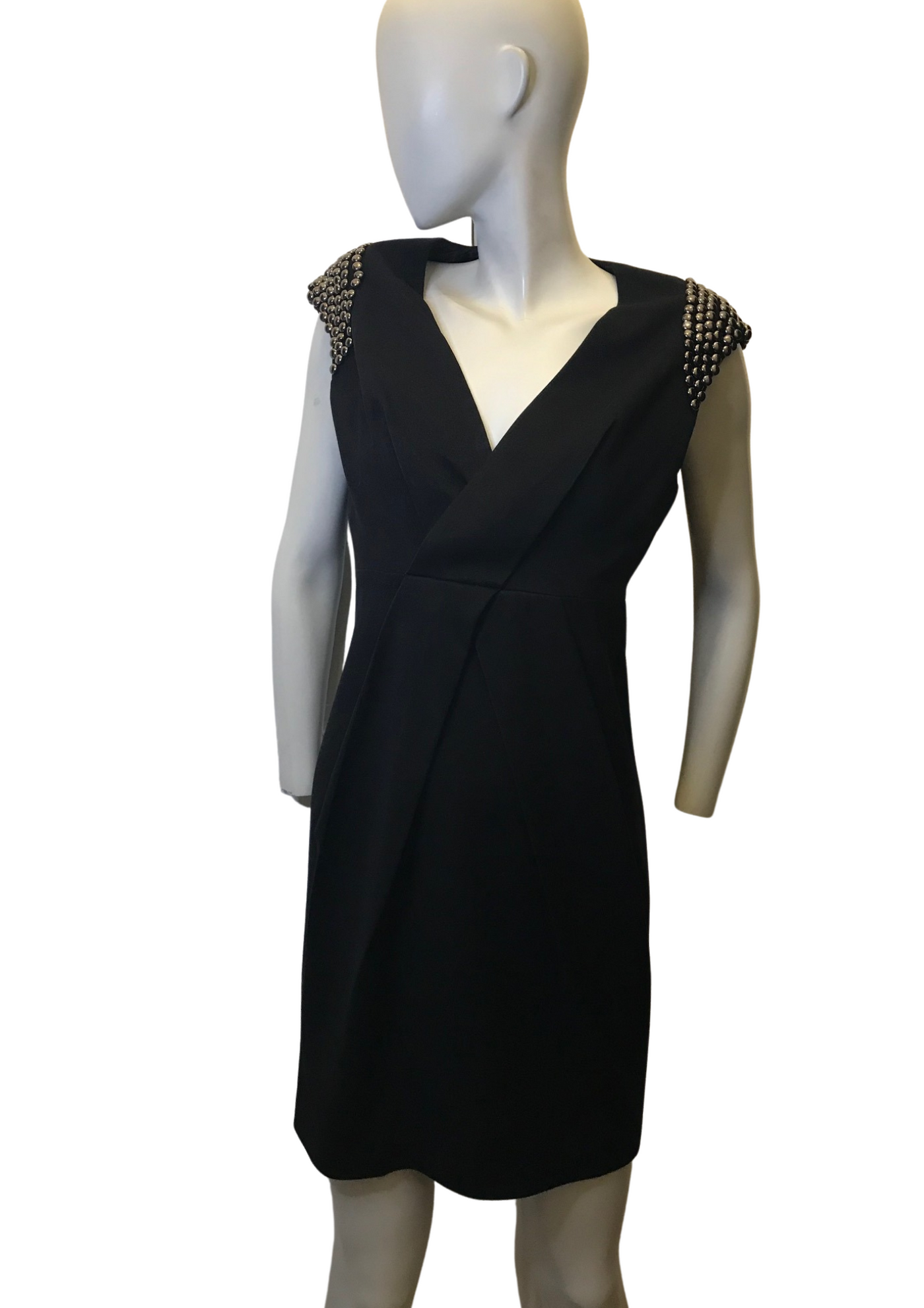 Robe à clous sur les épaules Taille 38