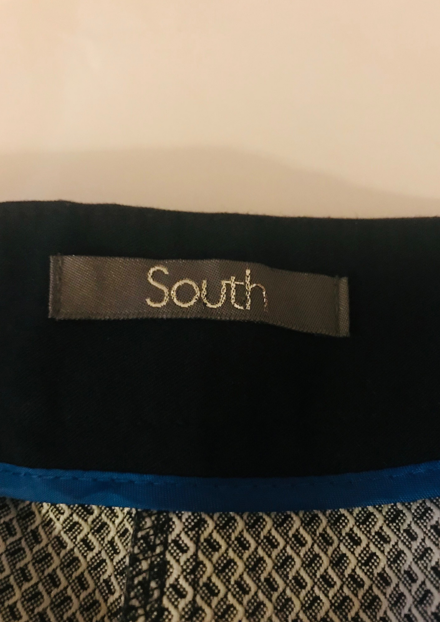 Pantalon à motifs bandes sur les côtés Taille 48