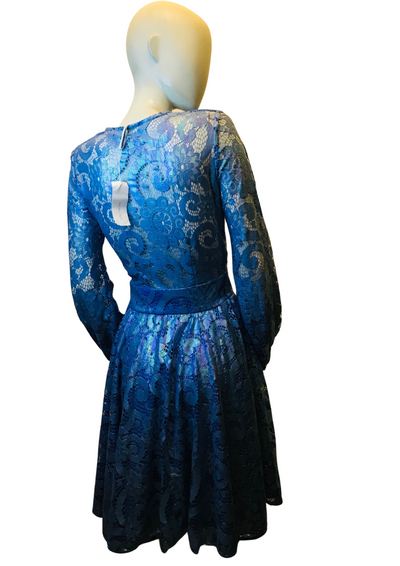 Robe en guipure Taille 34 (Neuve)