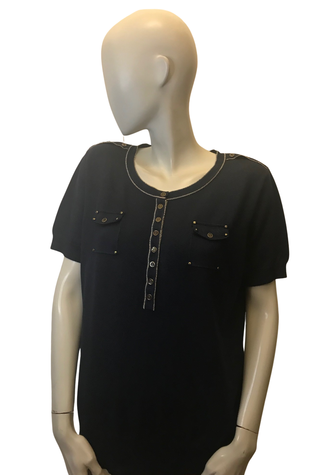Tee-shirt avec boutons dorés Taille 44