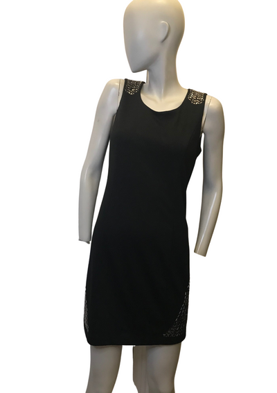 Robe noire cloutée Taille 38