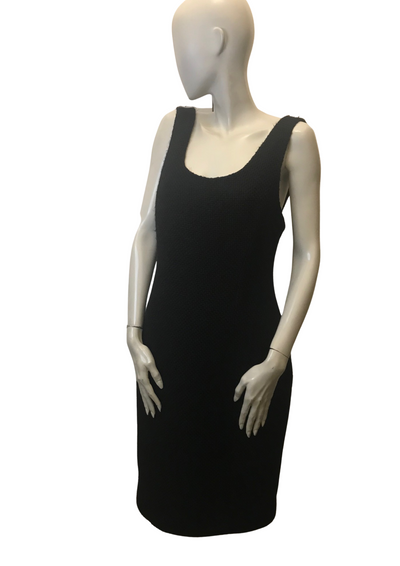 Robe dos-nu en laine vierge Taille 40