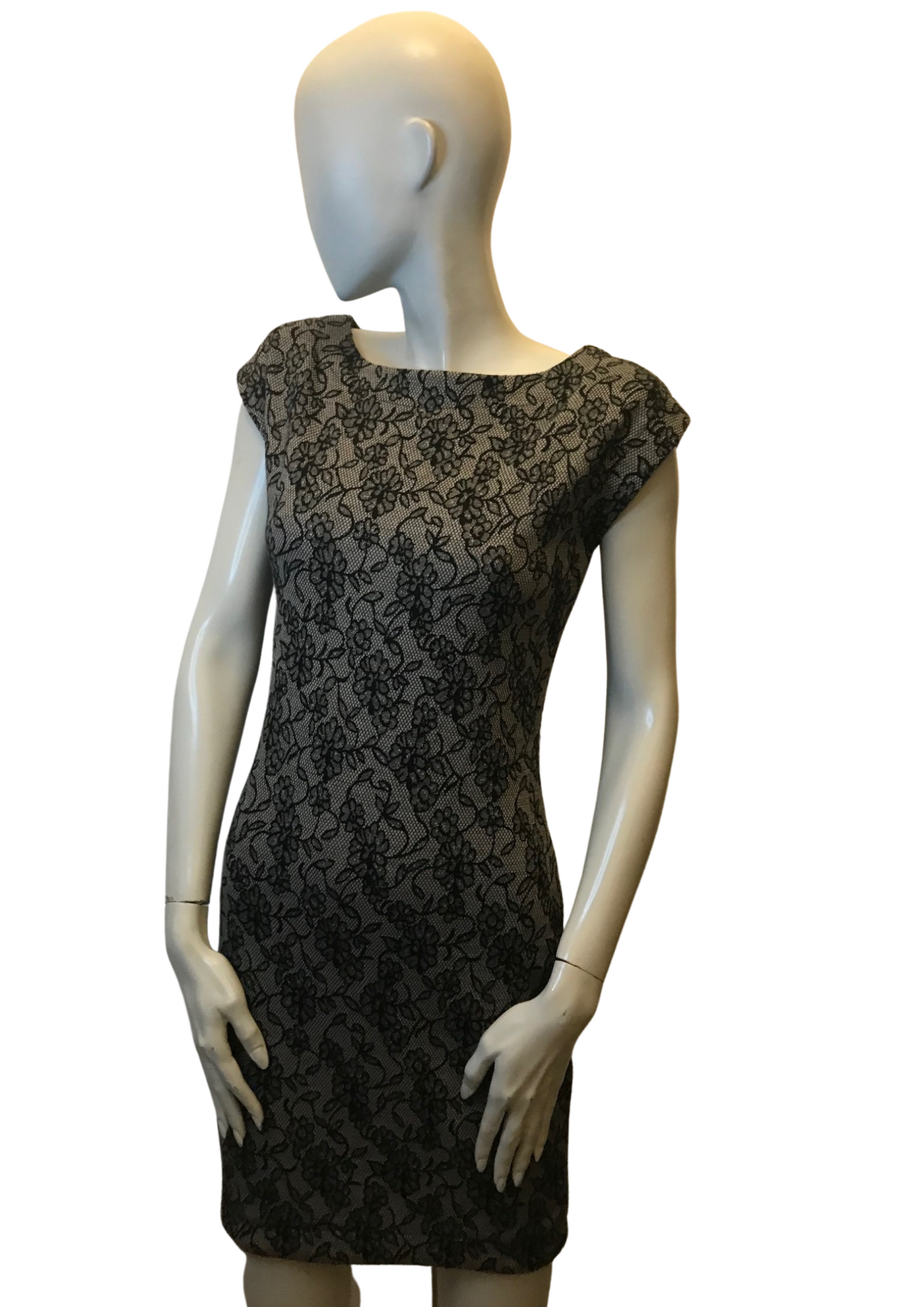 Robe impression dentelle Taille 36