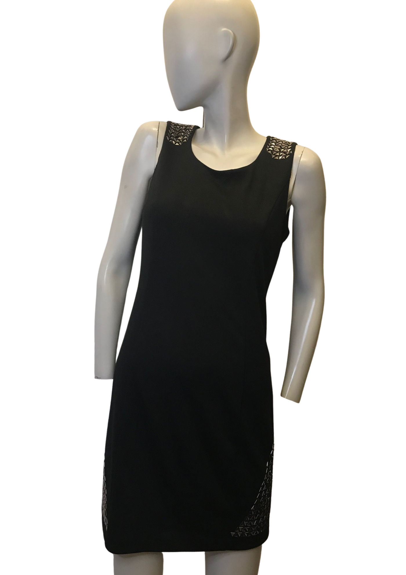Robe noire cloutée Taille 38