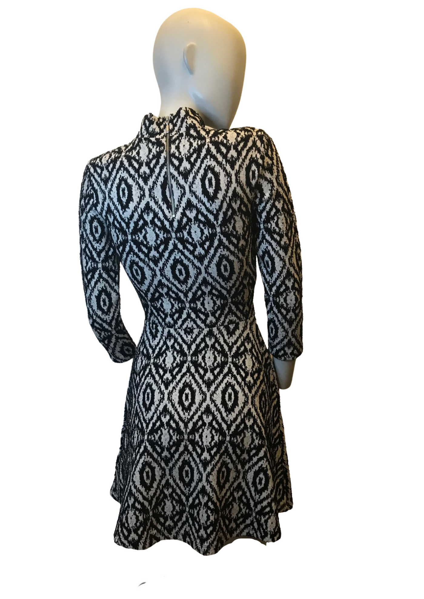 Robe col cheminée à motifs Taille 36