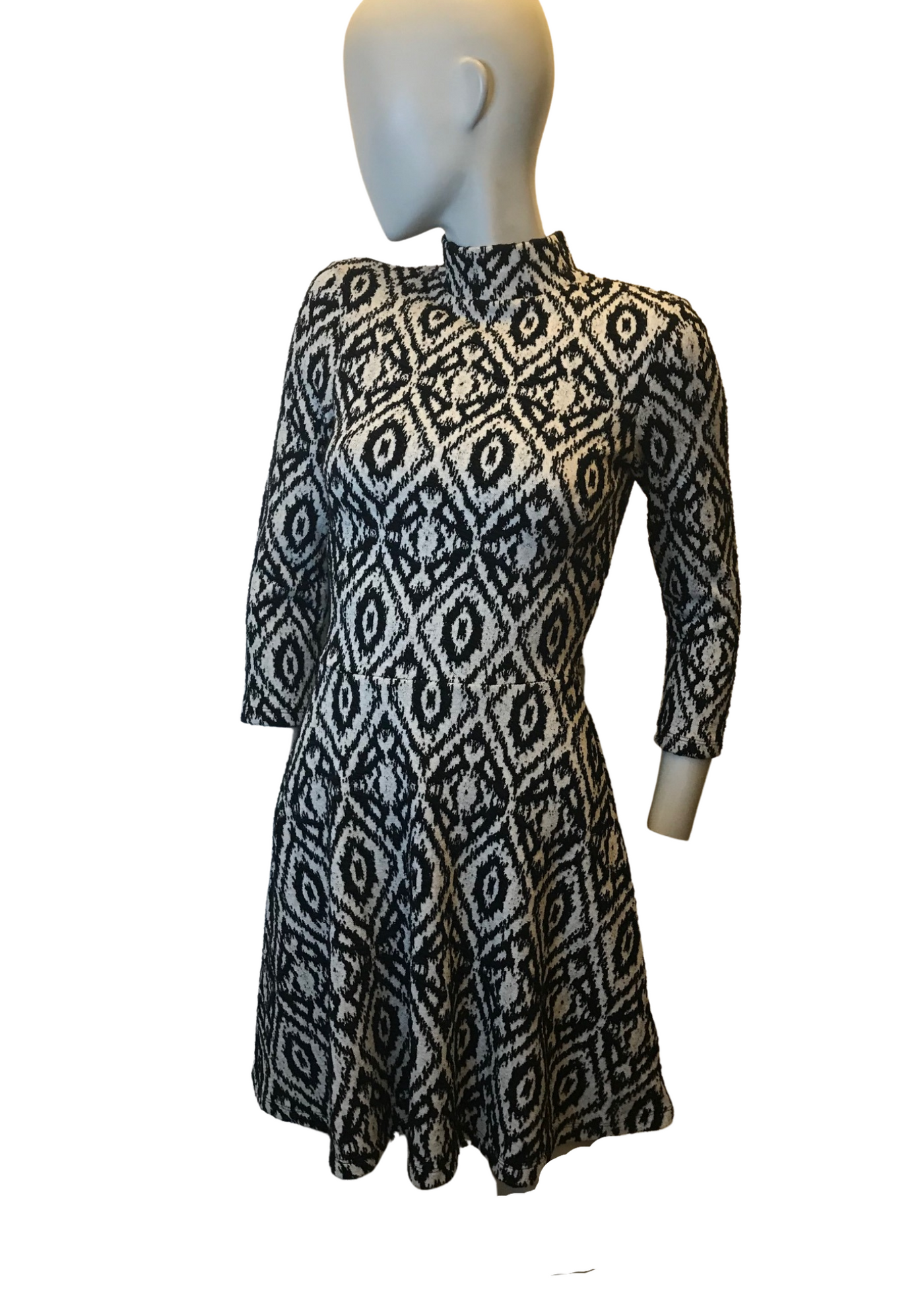 Robe col cheminée à motifs Taille 36